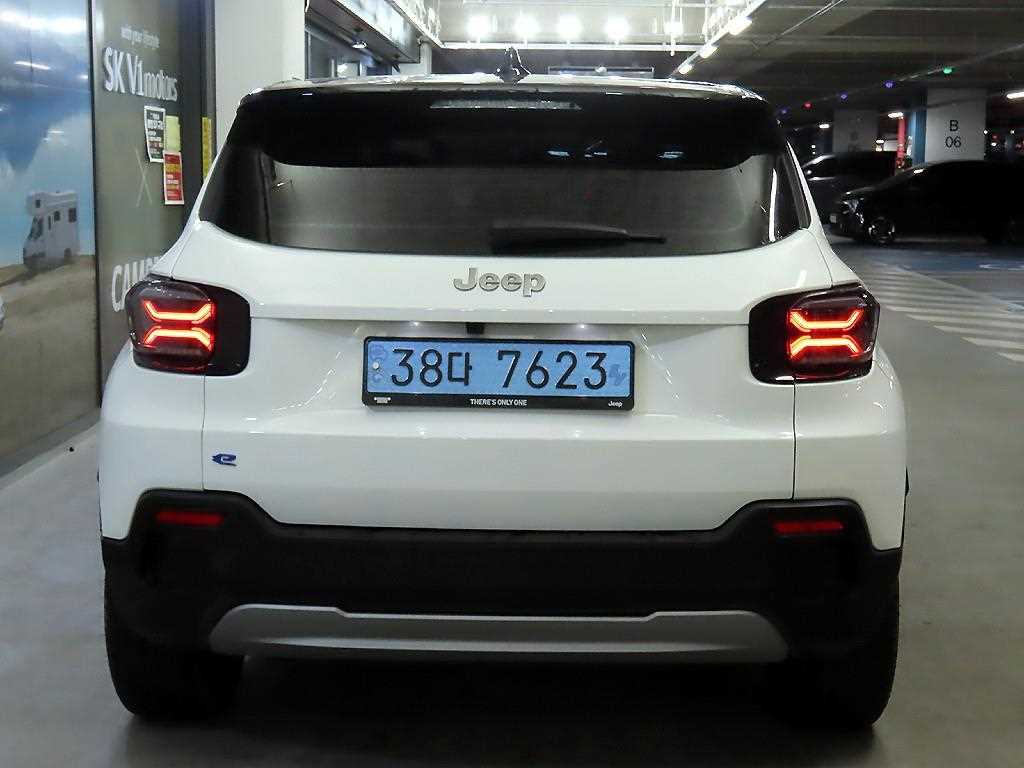 Jeep Avenger - Vista 5