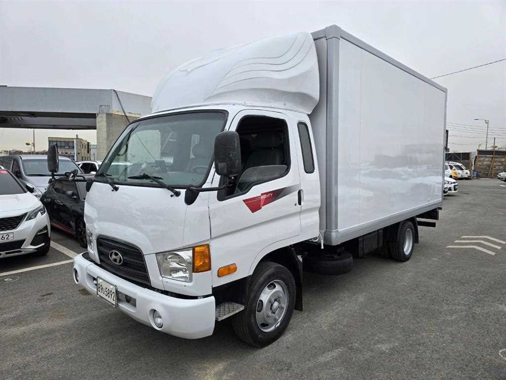 medium and large cargo truck 2012 Blanco - Importación desde Corea - HF Imports Iquique - Foto 1