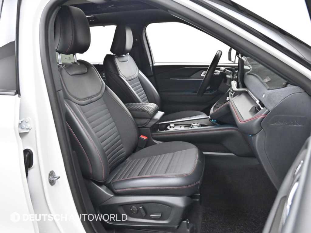 Ford Explorer - Vista 10