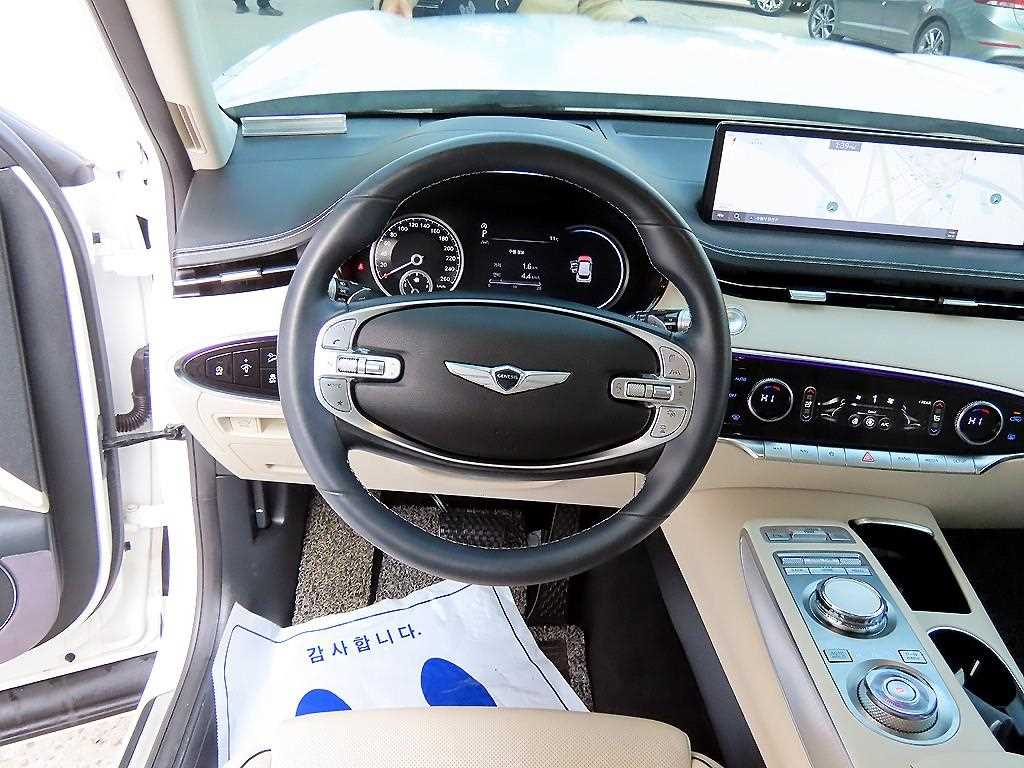 Genesis G70 - Vista 8