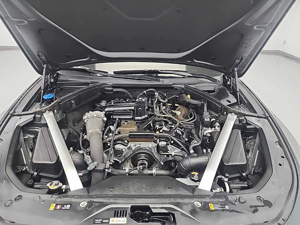 Genesis G70 - Vista 5