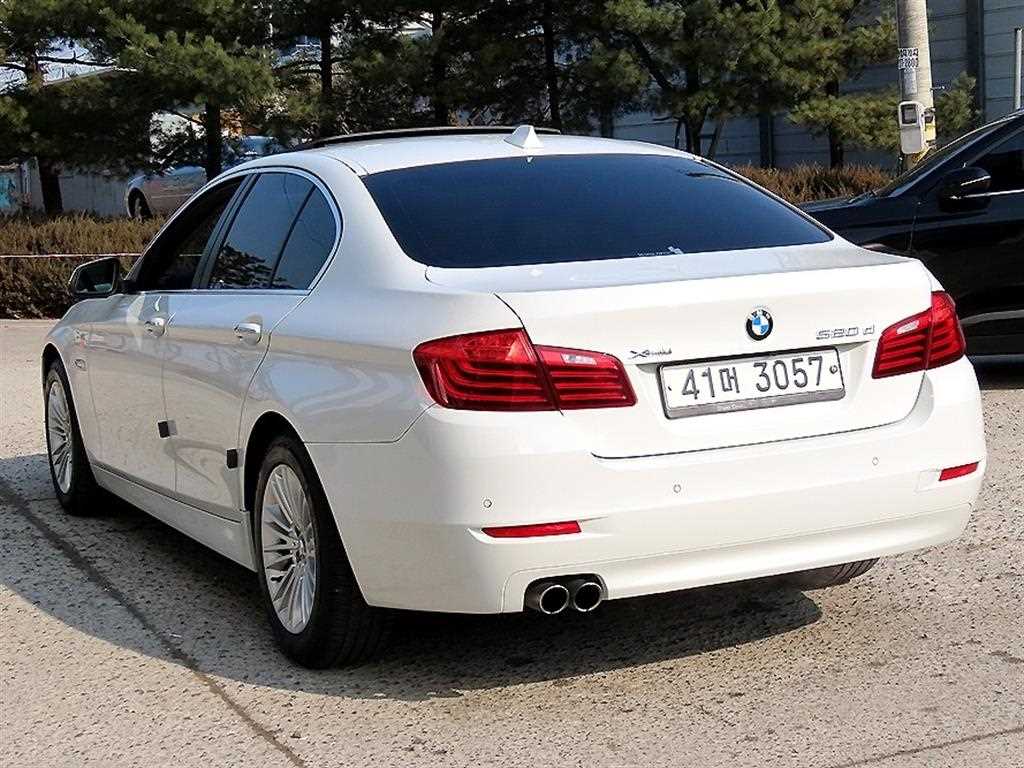 BMW 5 Series - Vista 3