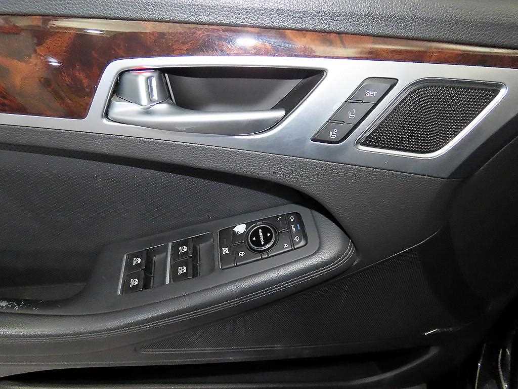 HYUNDAI Genesis 2016 Negro - Importación desde Corea - HF Imports Iquique - Foto 13