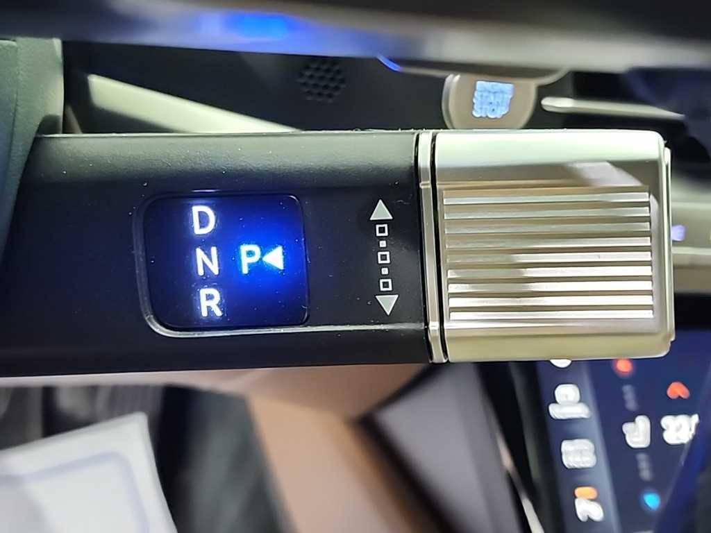 HYUNDAI Grandeur - Vista 8