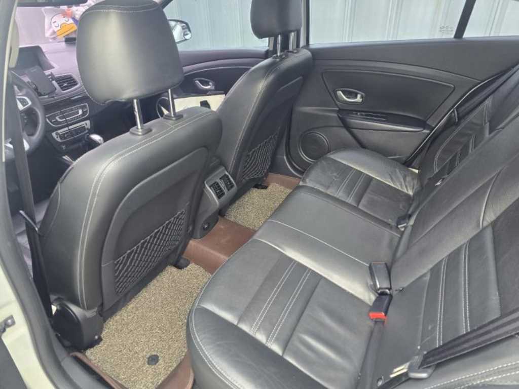 SAMSUNG SM3 - Vista 5