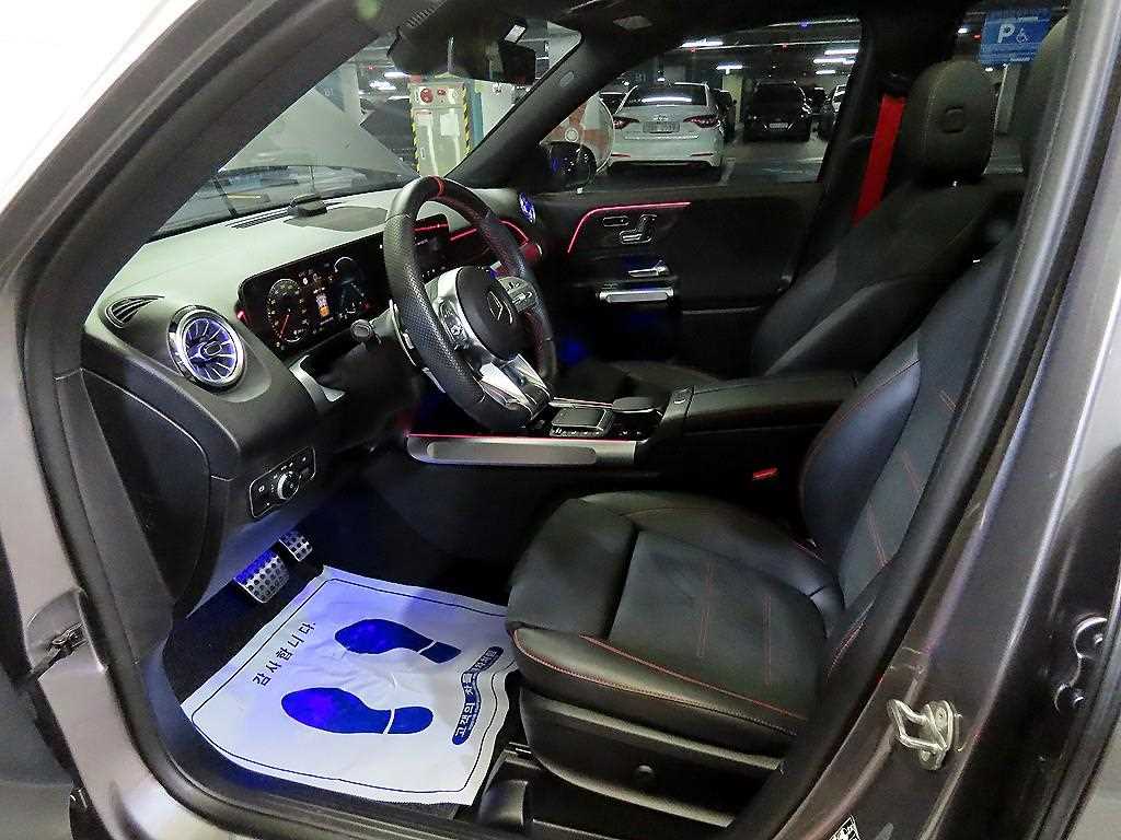 Mercedes Benz GLB Class - Vista 6