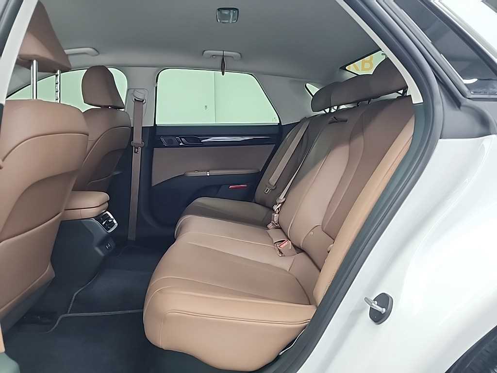 HYUNDAI Grandeur - Vista 12