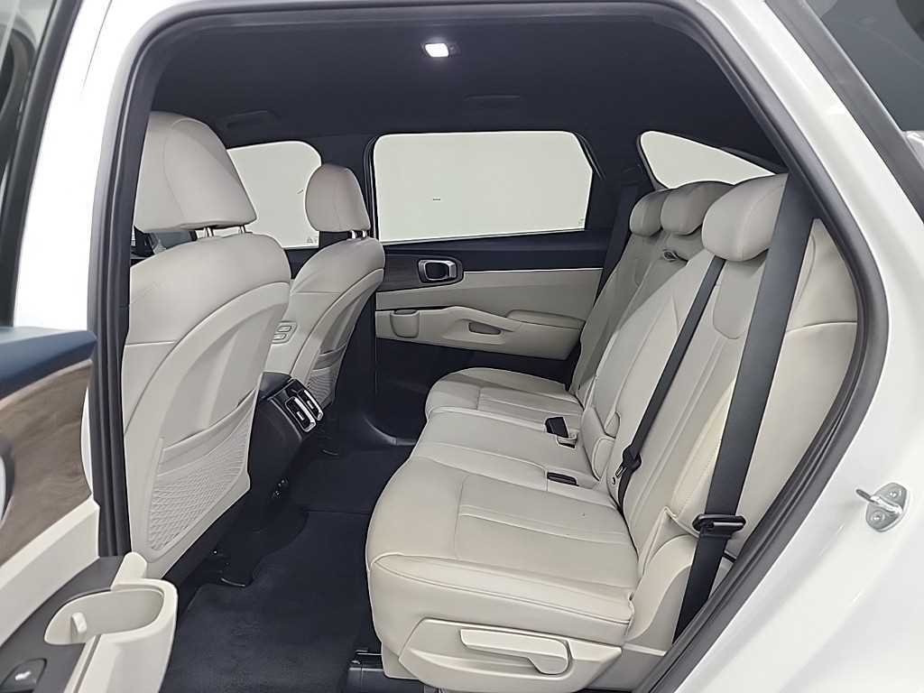 KIA Sorento - Vista 12