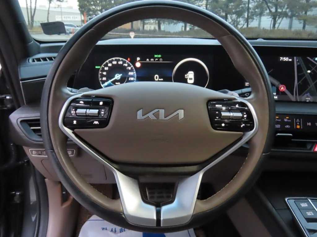 KIA K8 - Vista 9