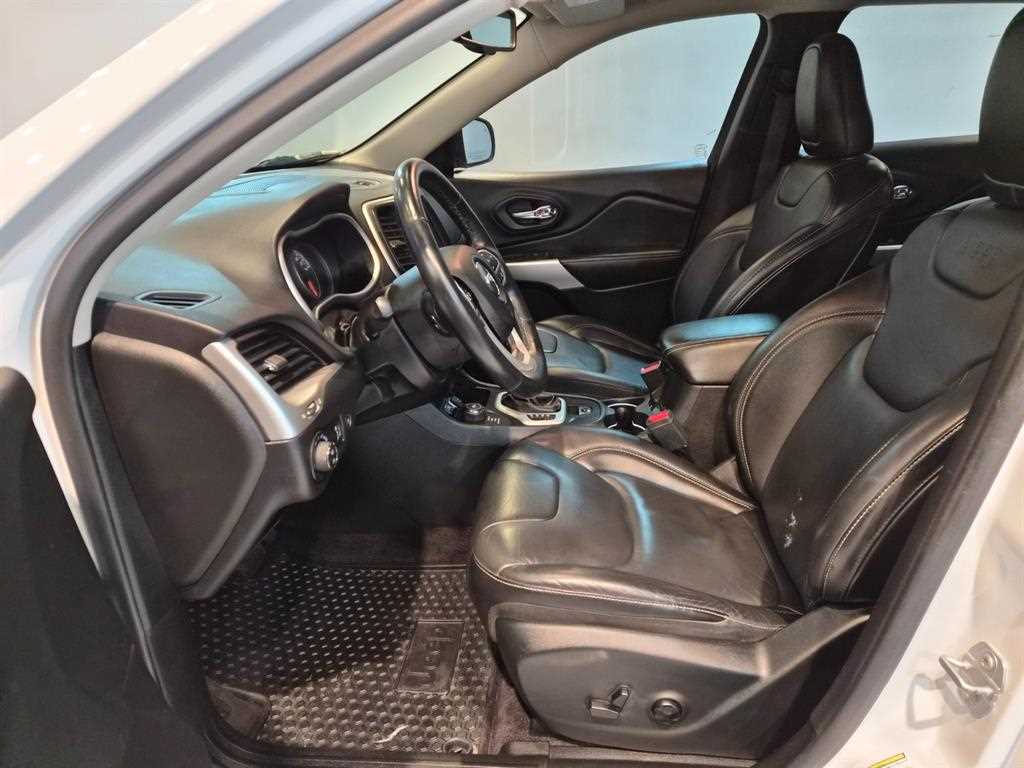 Jeep Cherokee - Vista 10