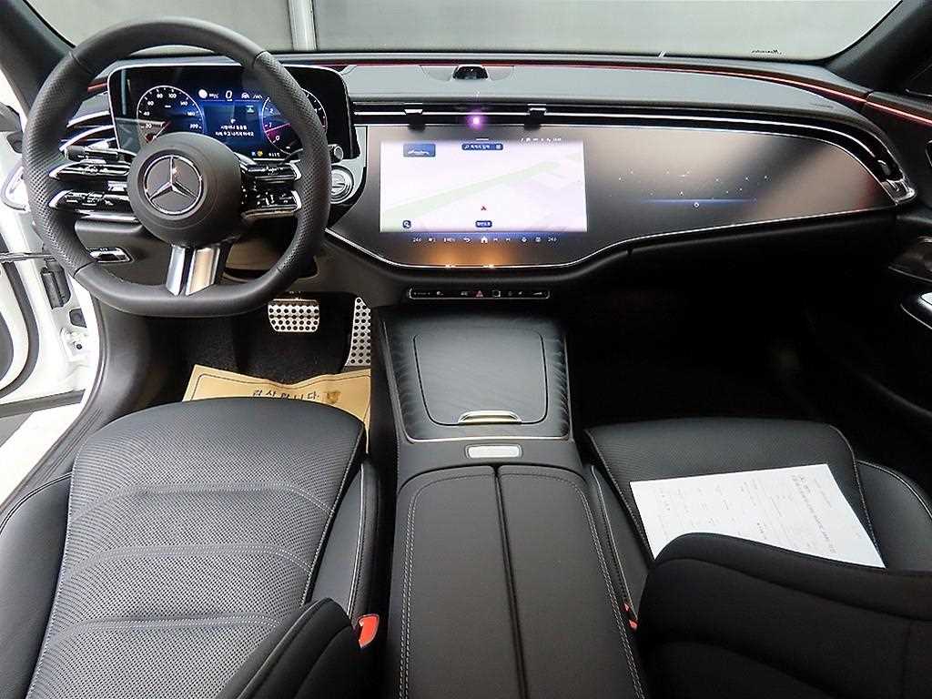 Mercedes Benz E class - Vista 7