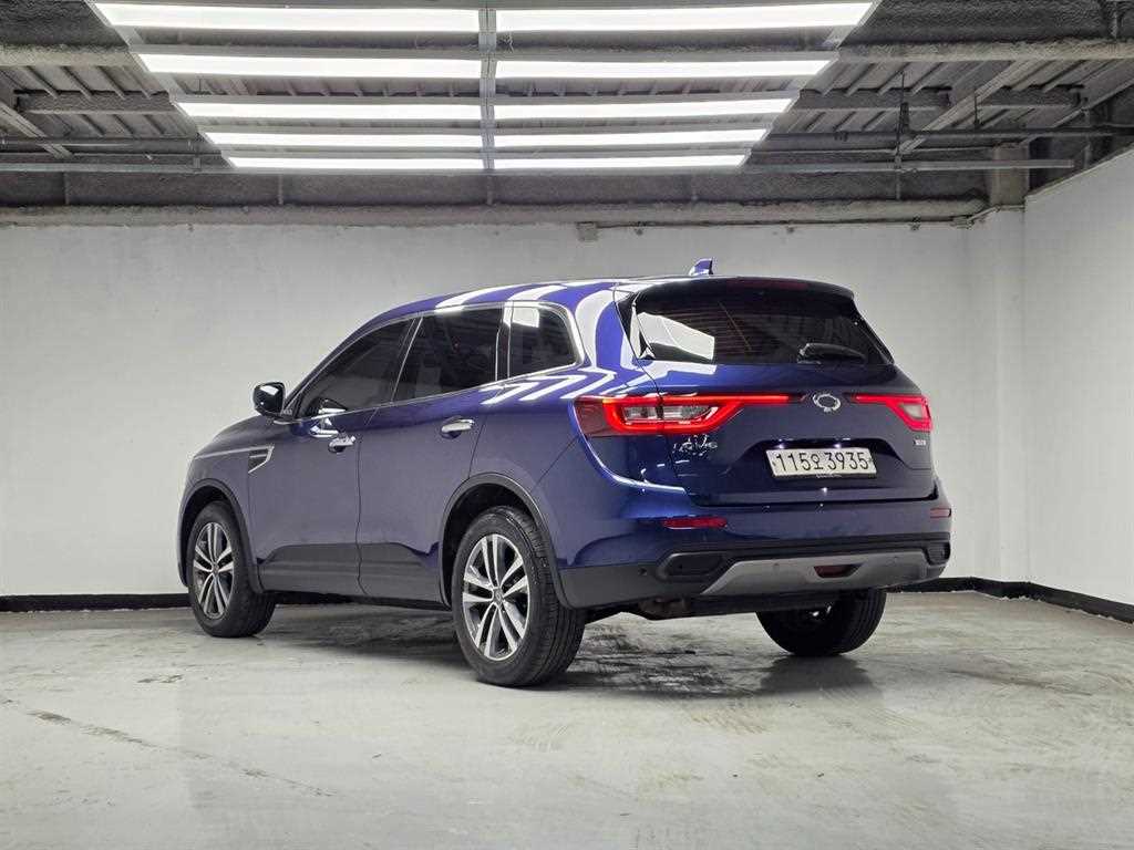 SAMSUNG QM6 - Vista 2