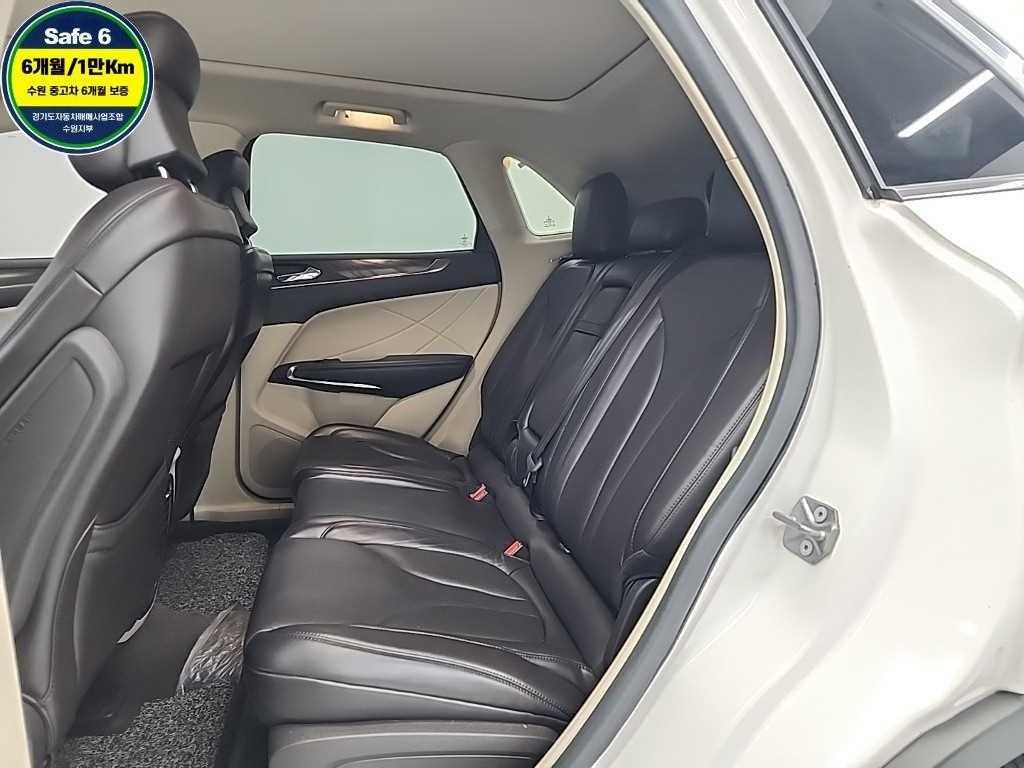 Lincoln MKC - Vista 12