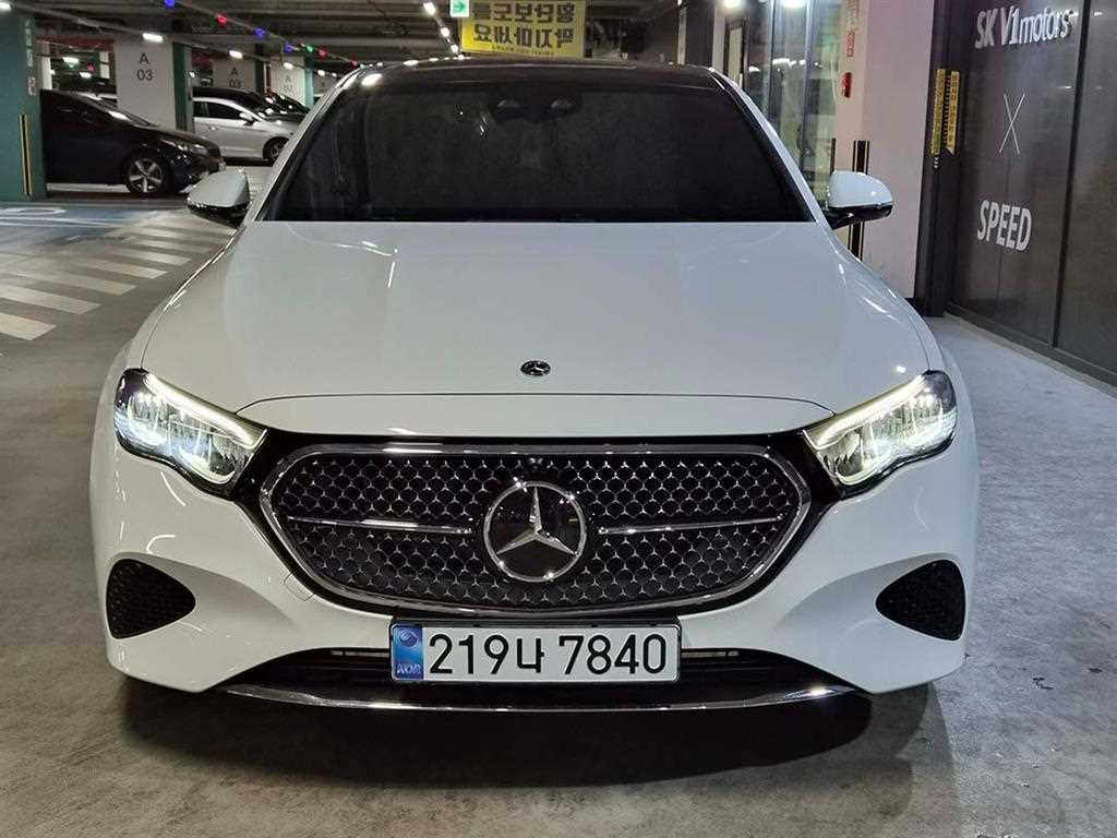 Mercedes Benz E class - Vista 2