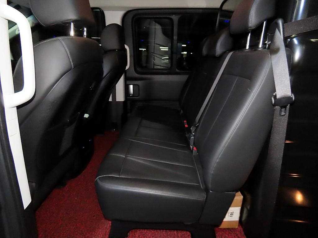 HYUNDAI Staria - Vista 7