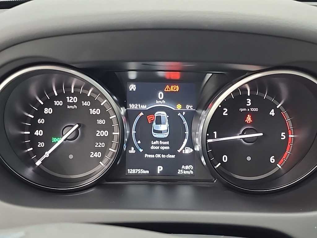 Land Rover Discovery Sports - Vista 6