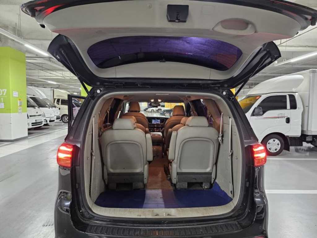 KIA Carnival 2019 Negro - Importación desde Corea - HF Imports Iquique - Foto 14