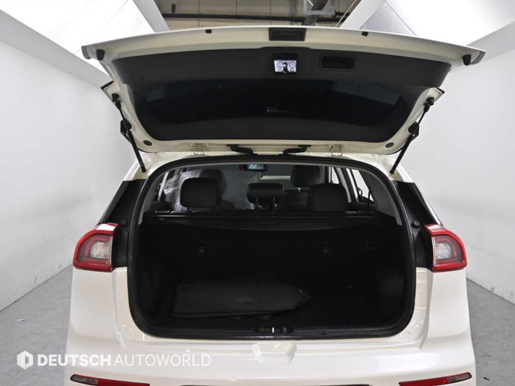 KIA Niro 2018 Blanco - Importación desde Corea - HF Imports Iquique - Foto 20