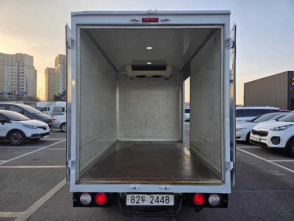 Small Truck Freezer Box(High Deck) - Vista 5