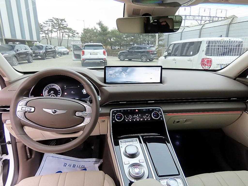 Genesis GV80 - Vista 7