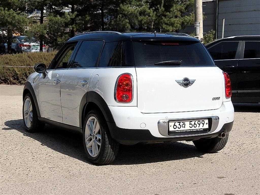 Mini Countryman - Vista 3