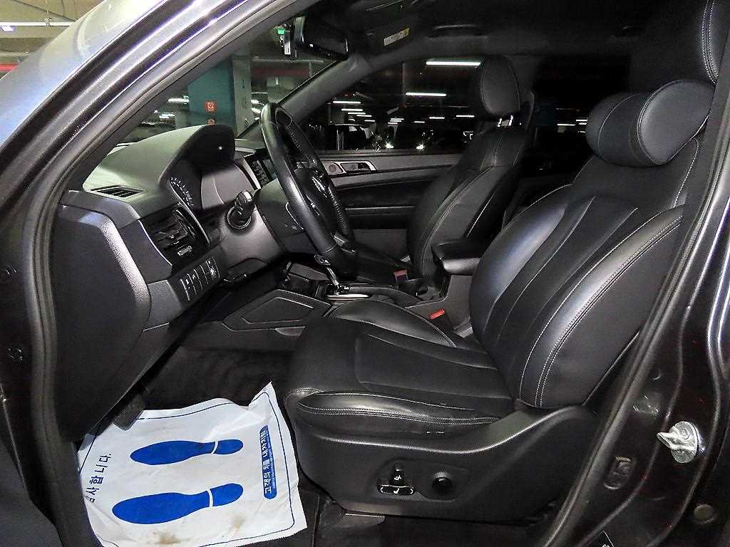 Ssangyong Rexton - Vista 6