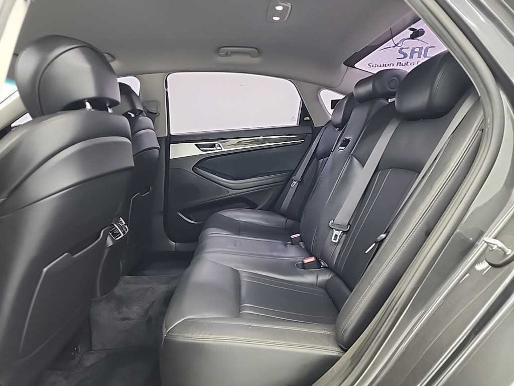 Genesis G80 - Vista 11