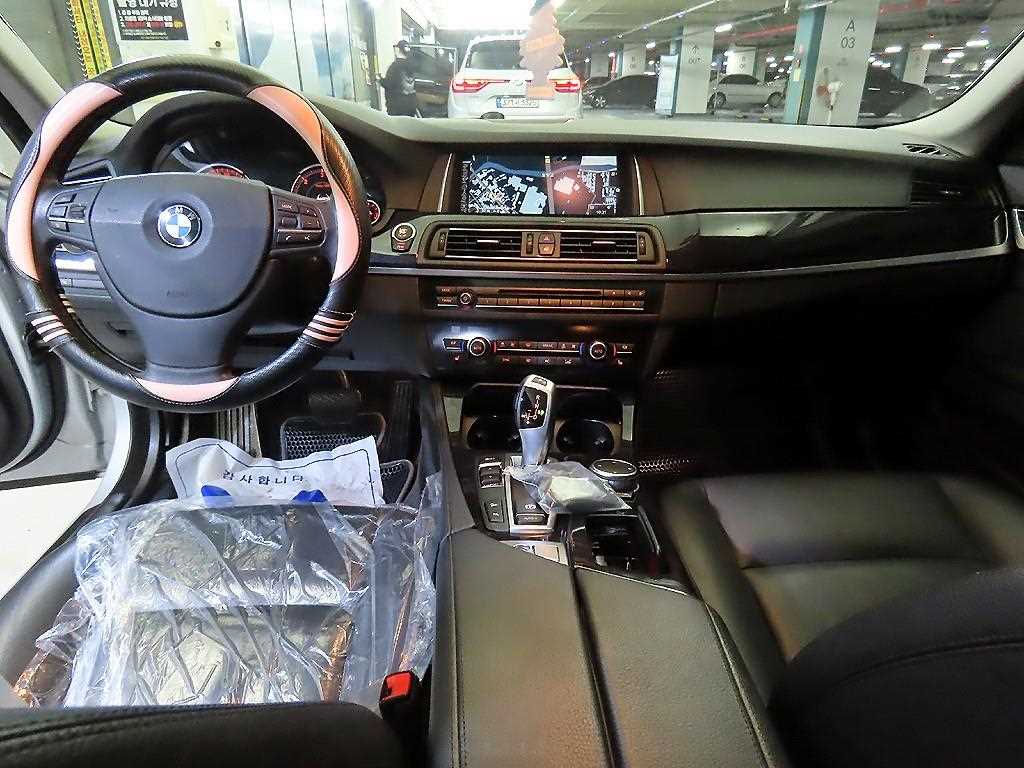 BMW 5 Series - Vista 10