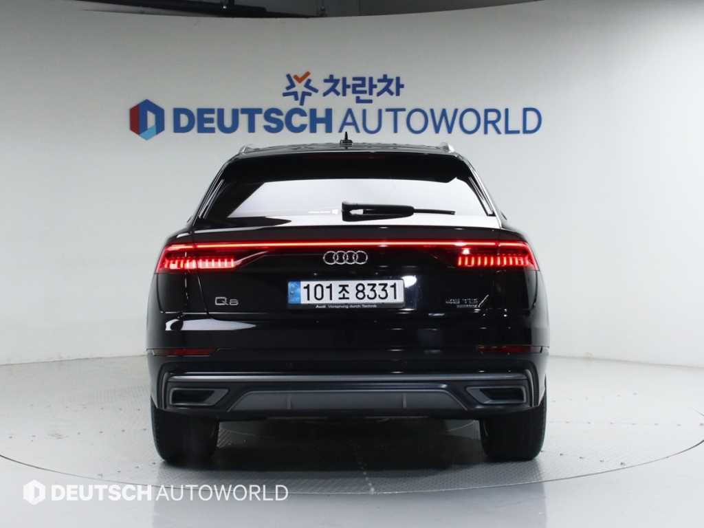 Audi Q8 - Vista 4