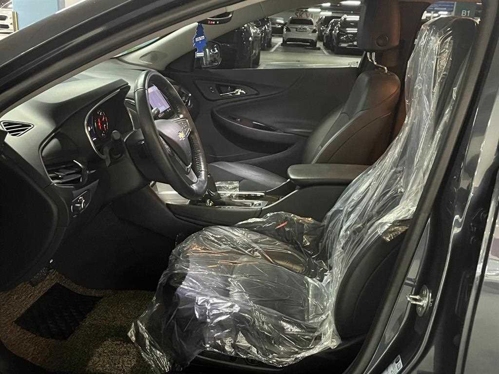 Chevrolet Malibu - Vista 11