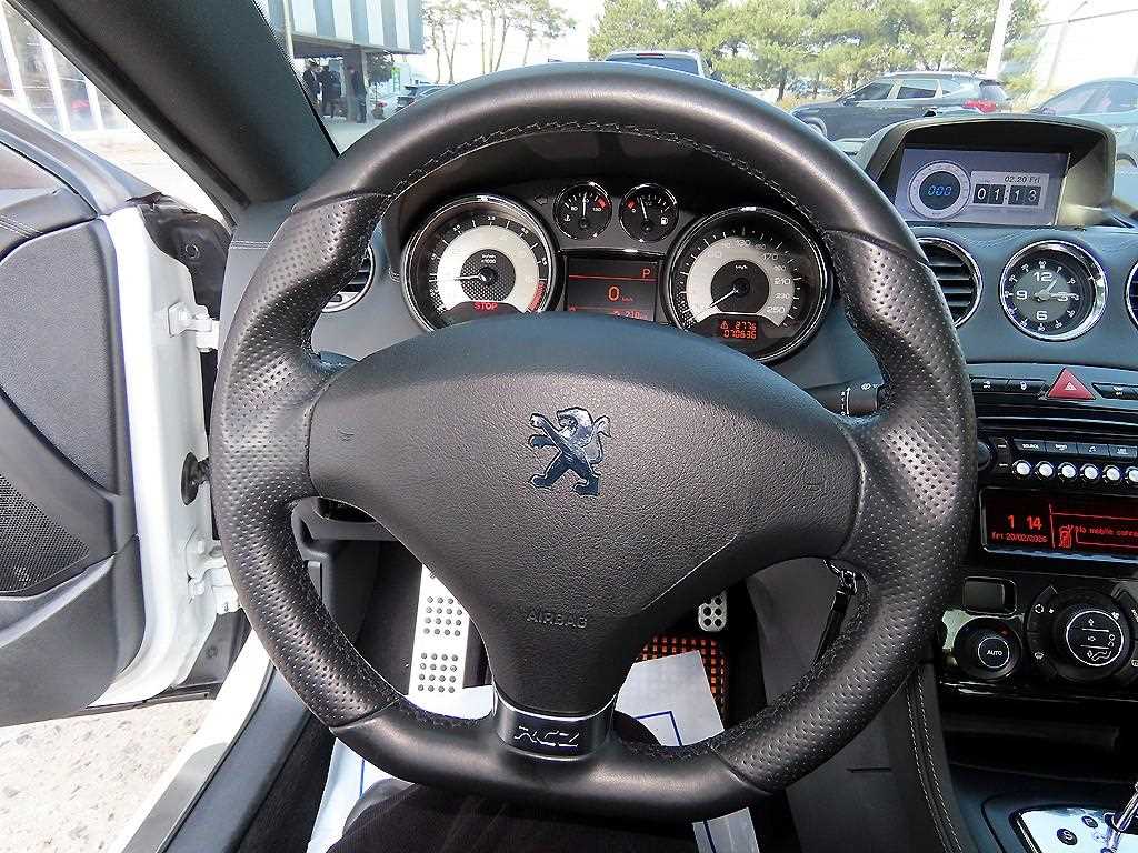 Peugeot RCZ - Vista 8