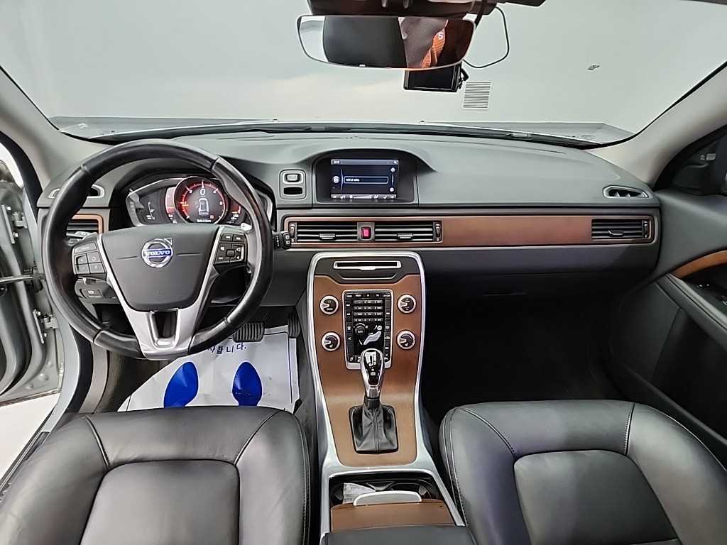 Volvo XC70 - Vista 7