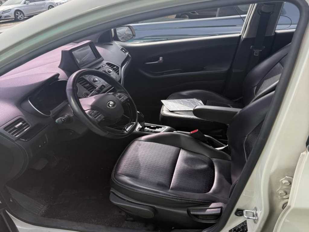 KIA Morning - Vista 5