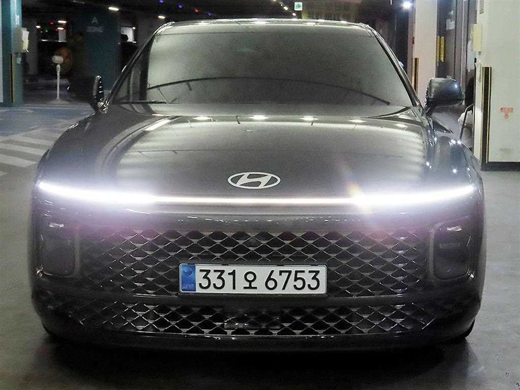 HYUNDAI Grandeur - Vista 2