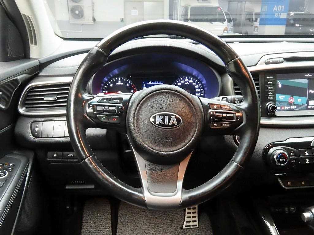 KIA Sorento - Vista 7