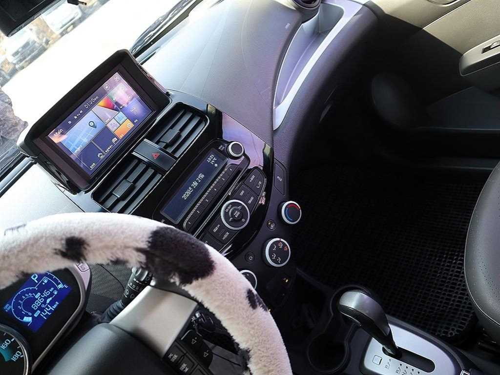 Chevrolet Spark - Vista 10