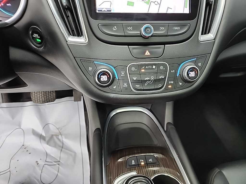 Chevrolet Malibu - Vista 10