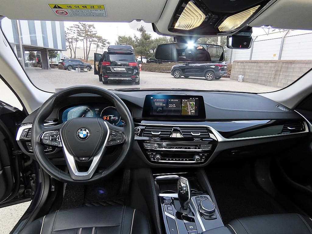 BMW 5 Series - Vista 7