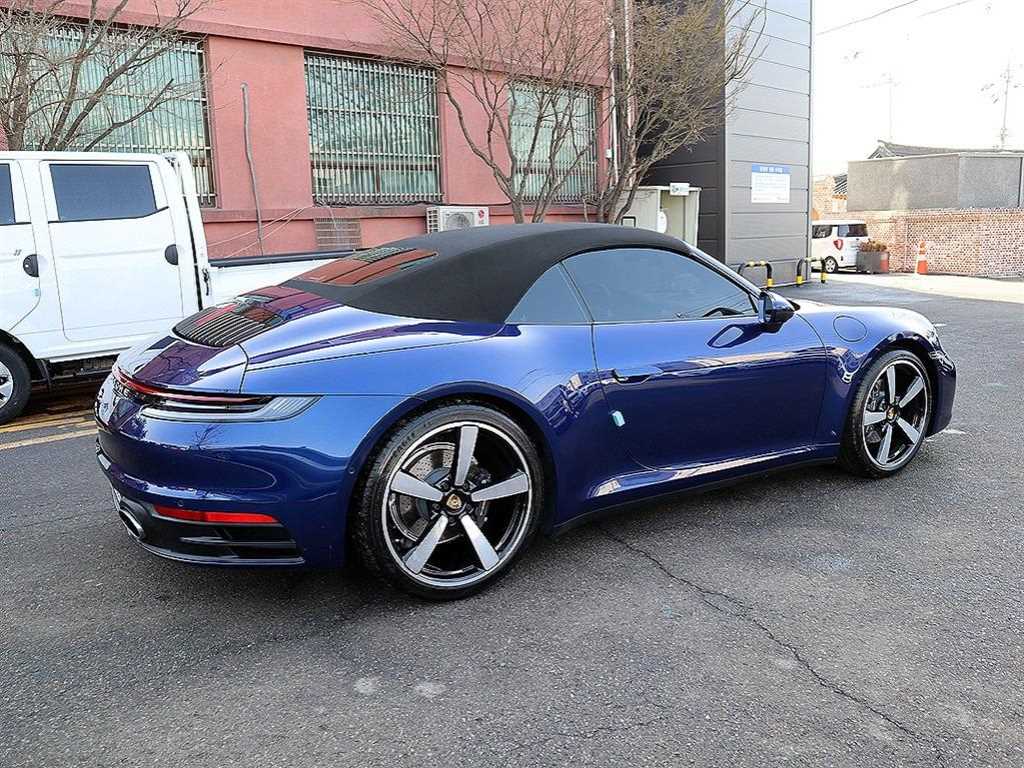 Porsche 911 - Vista 4