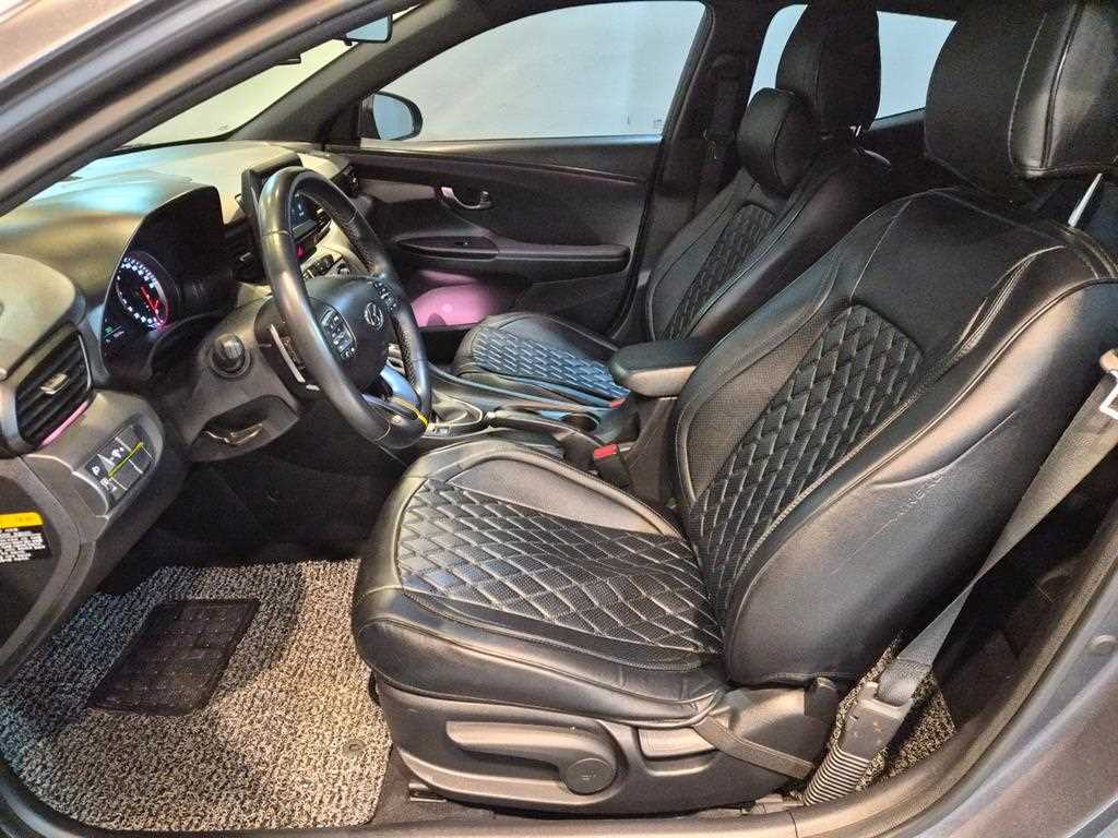 HYUNDAI Veloster - Vista 10