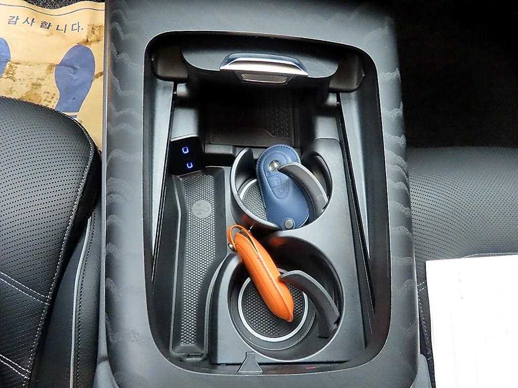 Mercedes Benz E class 2025 the color of pearl - Importación desde Corea - HF Imports Iquique - Foto 13