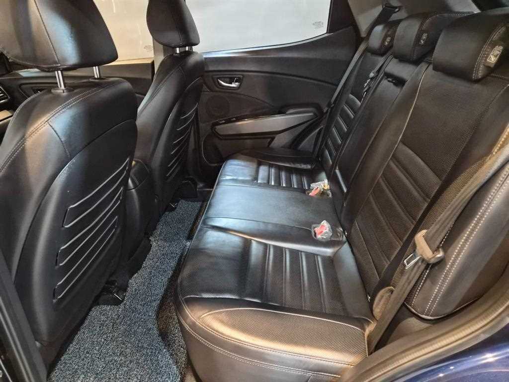 Ssangyong Tivoli - Vista 7