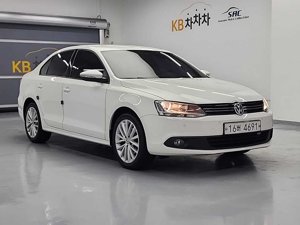 Volkswagen Jetta - Vista 4