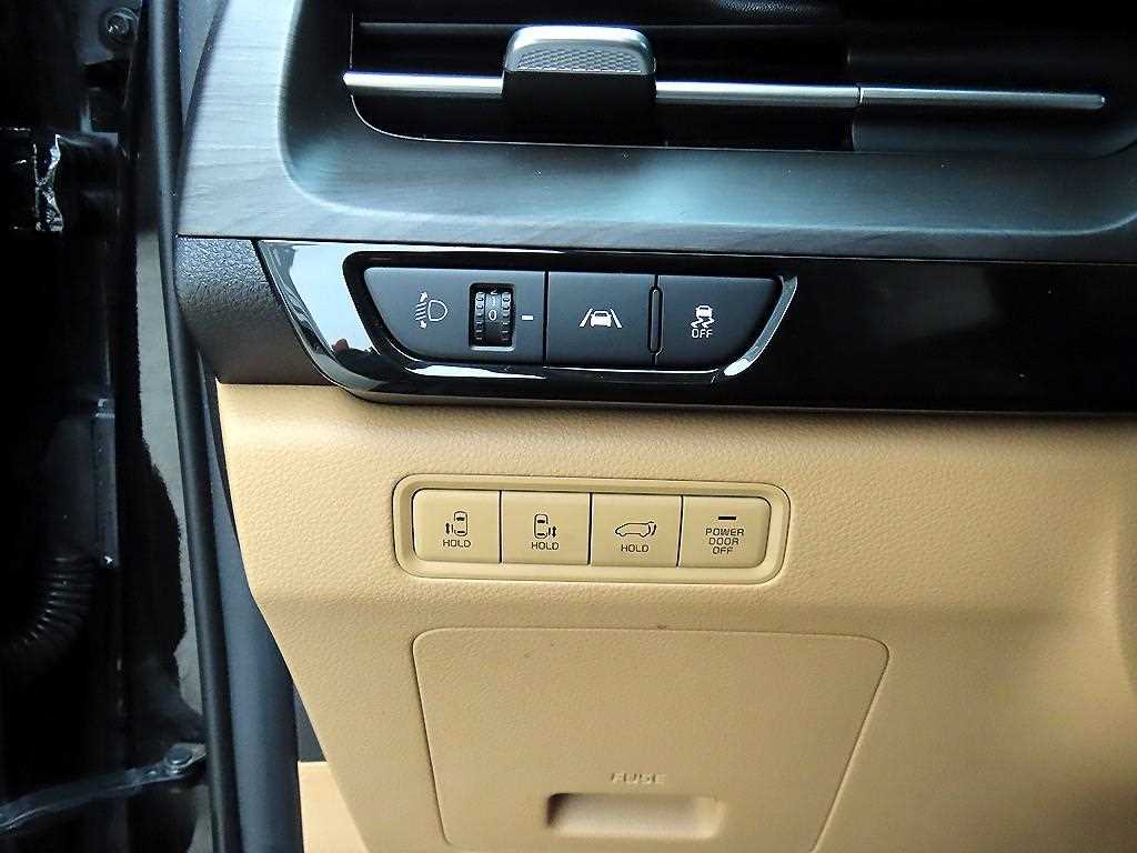 KIA Carnival 2022 Negro - Importación desde Corea - HF Imports Iquique - Foto 13