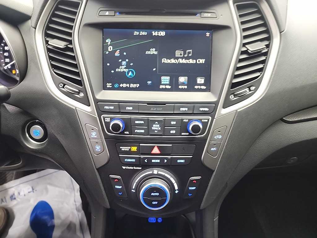 HYUNDAI Santa Fe - Vista 10