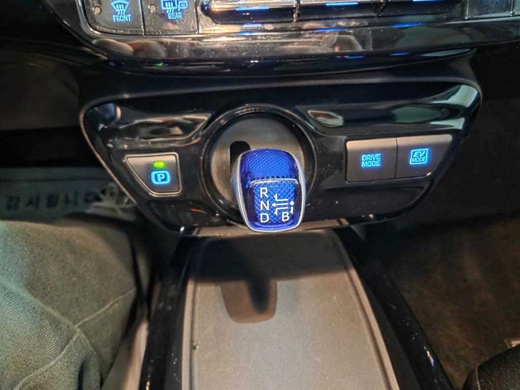 Toyota Prius 2019 Blanco - Importación desde Corea - HF Imports Iquique - Foto 15