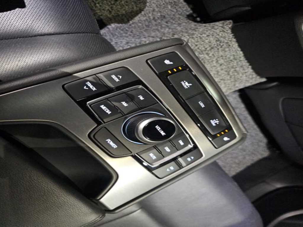 HYUNDAI Genesis 2015 Gris - Importación desde Corea - HF Imports Iquique - Foto 17