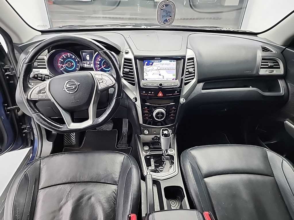 Ssangyong Tivoli - Vista 7