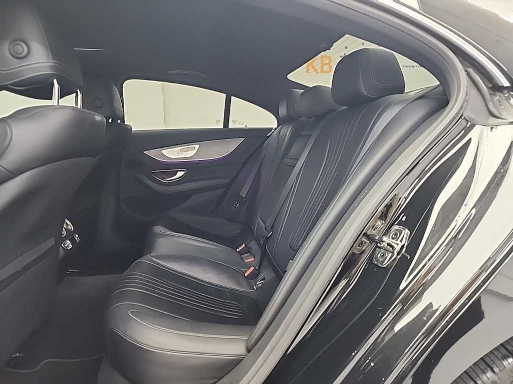 Mercedes Benz CLS Class - Vista 12