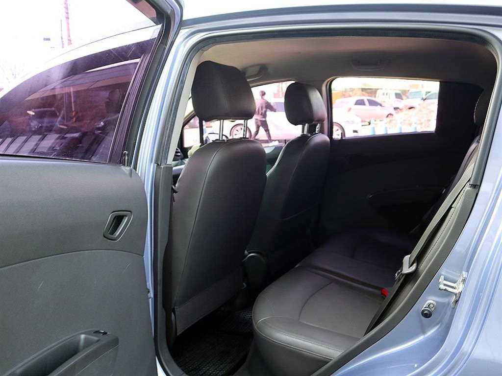 Chevrolet Spark - Vista 7